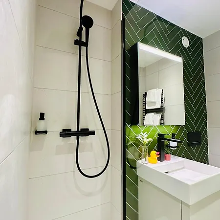 New With Sunny Terrace & Air Condition *