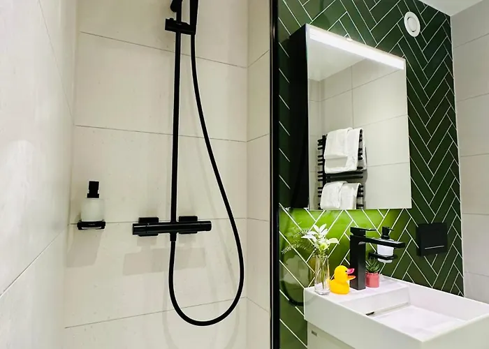 New With Sunny Terrace & Air Condition *