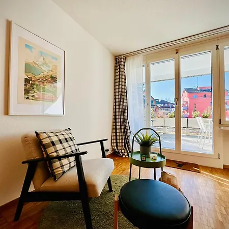 New With Sunny Terrace & Air Condition Lägenhet *