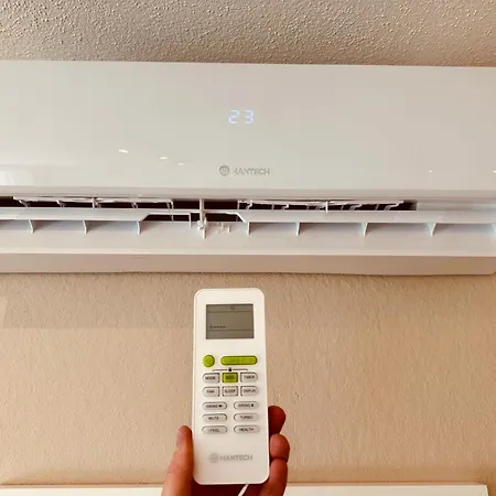 New With Sunny Terrace & Air Condition Apartmán