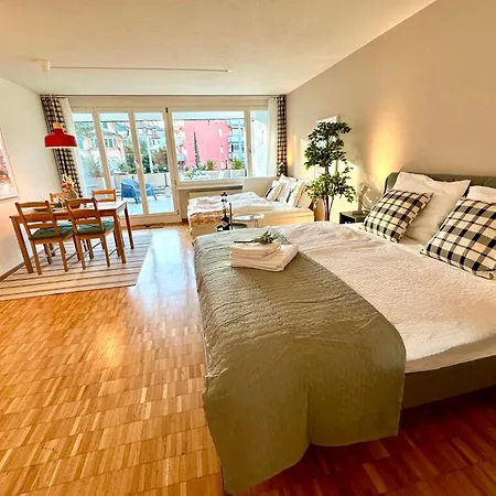 New With Sunny Terrace & Air Condition Apartmán *